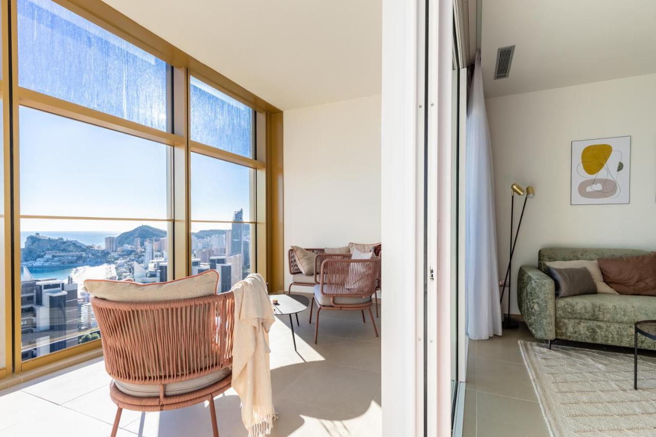 Intempo Luxury Ocean Views Resort Бенидорм Екстериор снимка