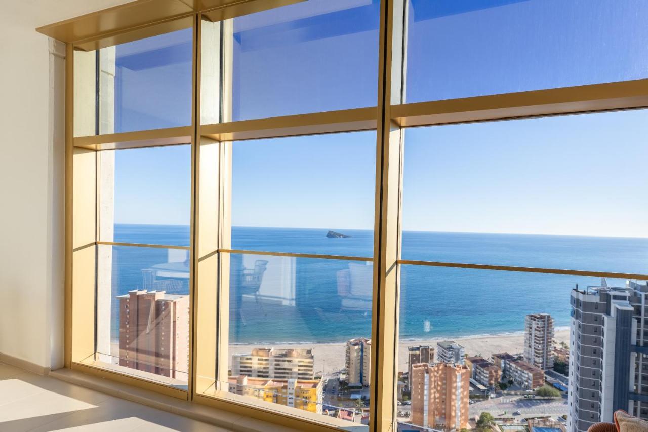 Intempo Luxury Ocean Views Resort Бенидорм Екстериор снимка