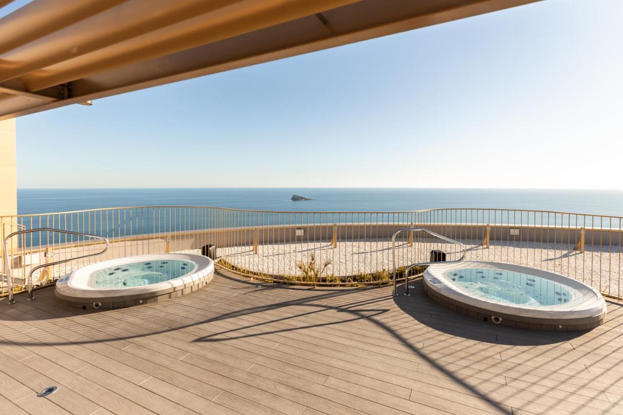 Intempo Luxury Ocean Views Resort Бенидорм Екстериор снимка