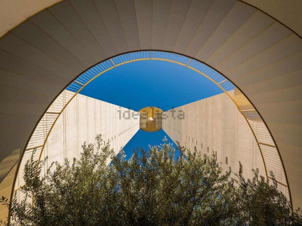 Intempo Luxury Ocean Views Resort Бенидорм Екстериор снимка