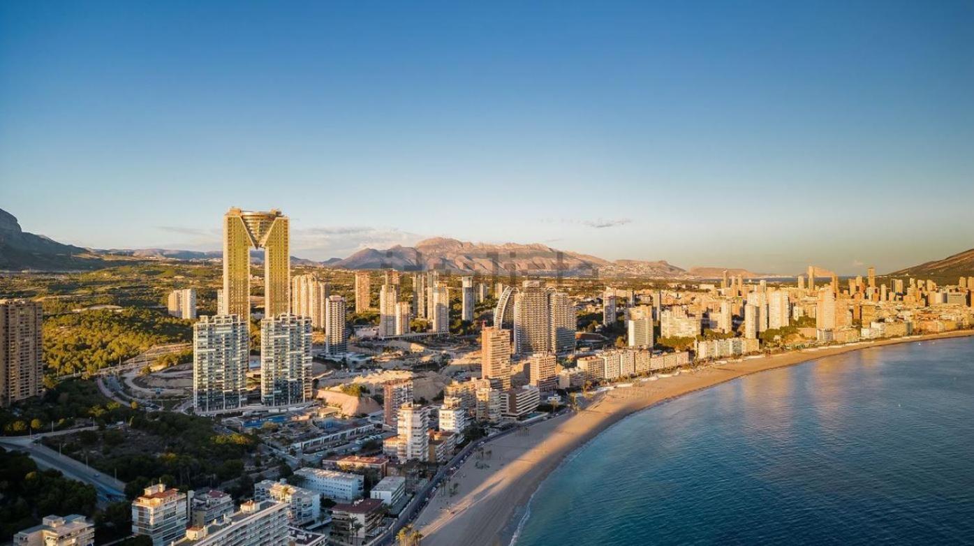 Intempo Luxury Ocean Views Resort Бенидорм Екстериор снимка