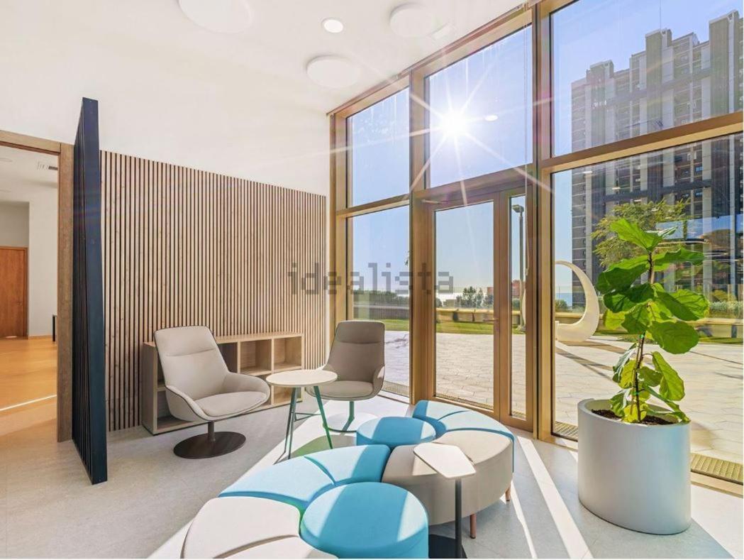 Intempo Luxury Ocean Views Resort Бенидорм Екстериор снимка