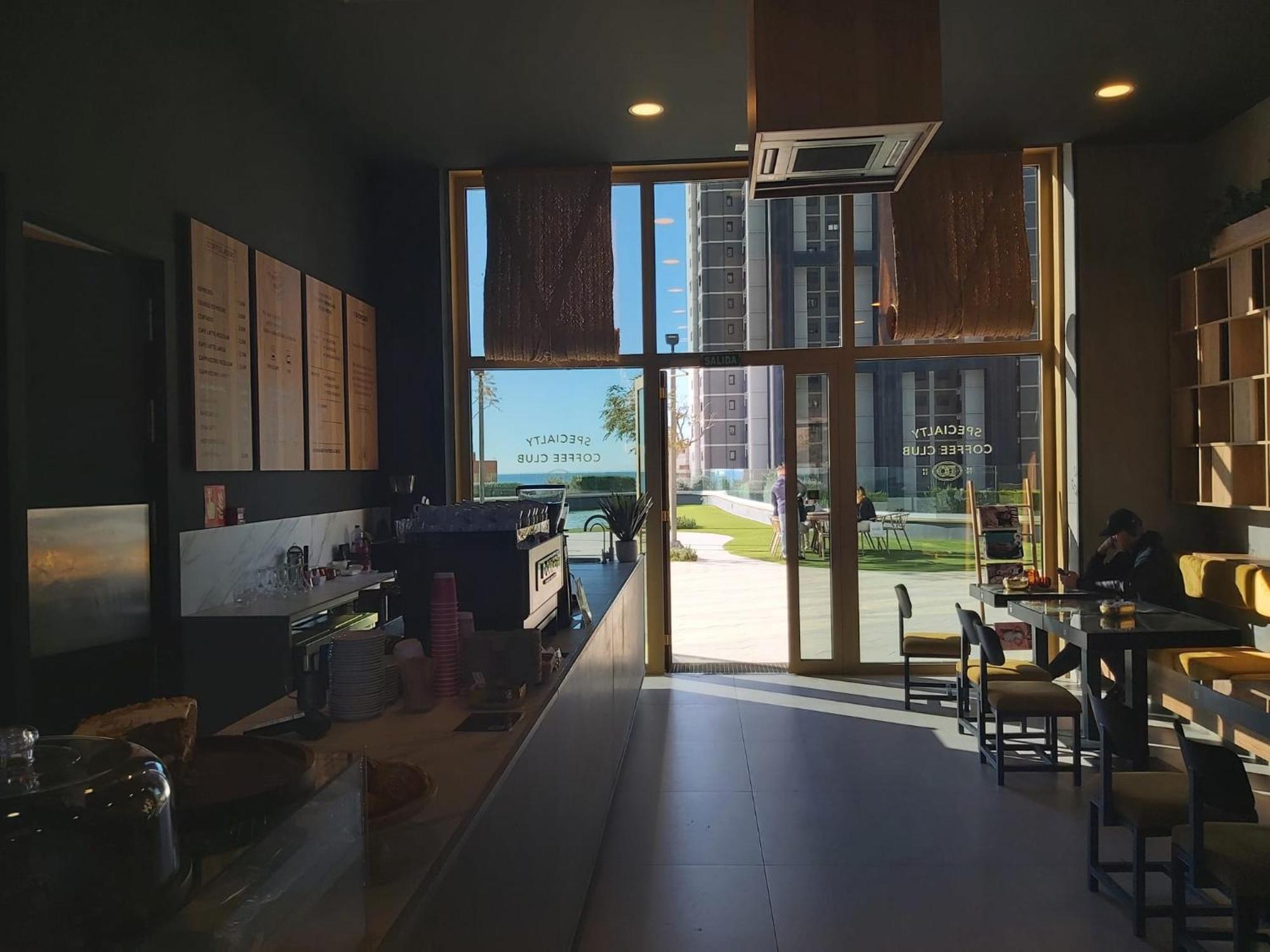 Intempo Luxury Ocean Views Resort Бенидорм Екстериор снимка