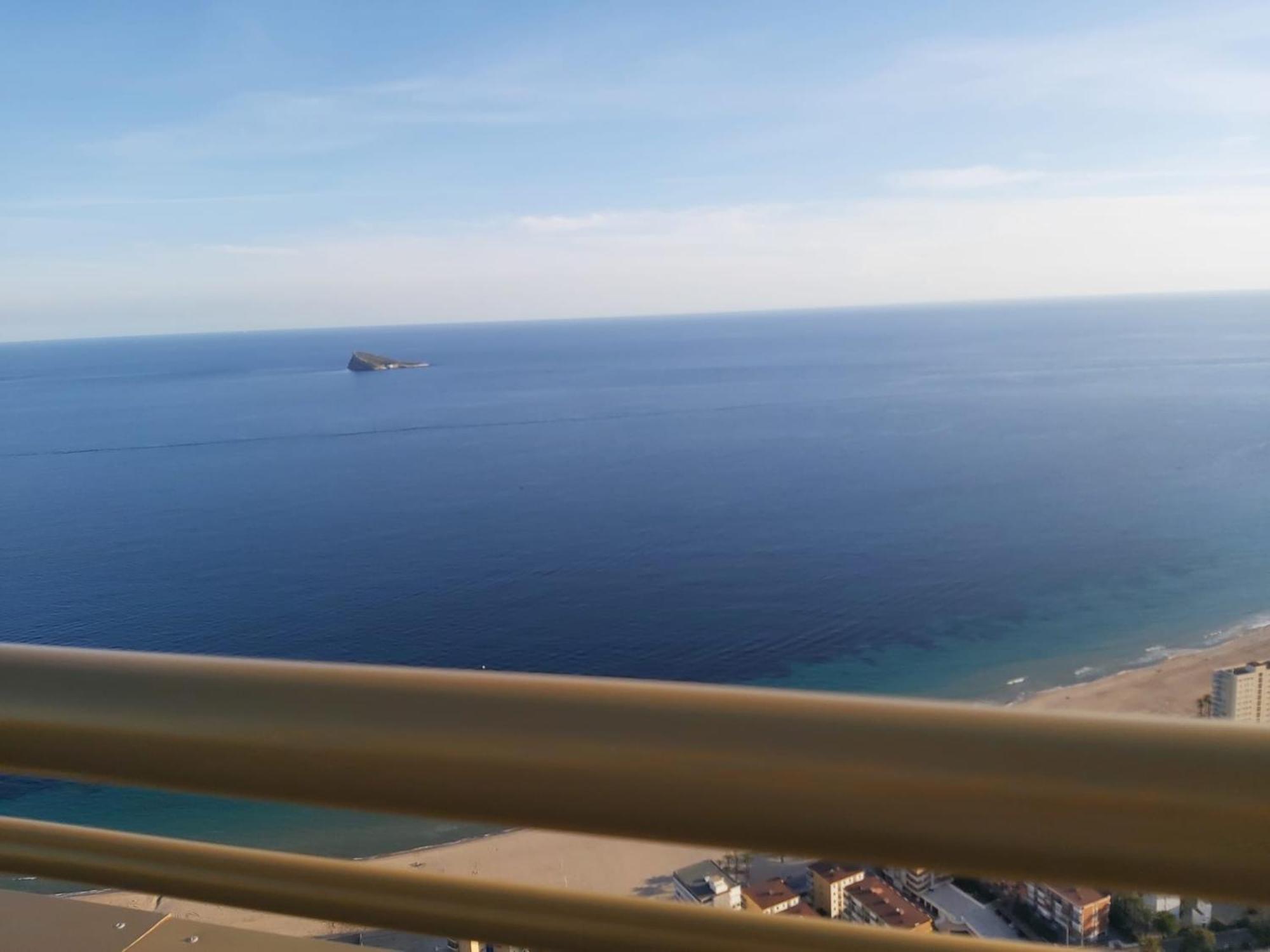 Intempo Luxury Ocean Views Resort Бенидорм Екстериор снимка