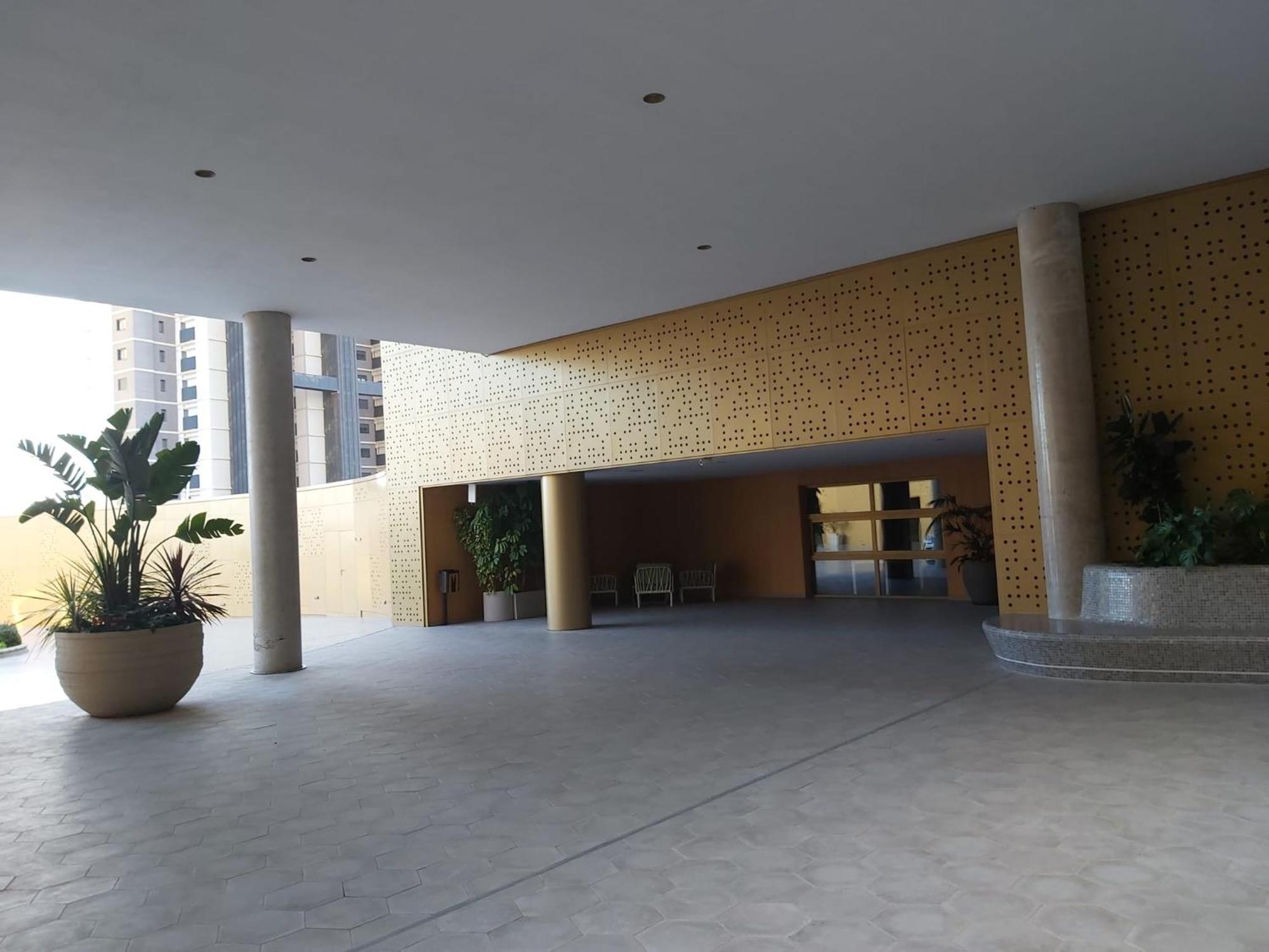 Intempo Luxury Ocean Views Resort Бенидорм Екстериор снимка